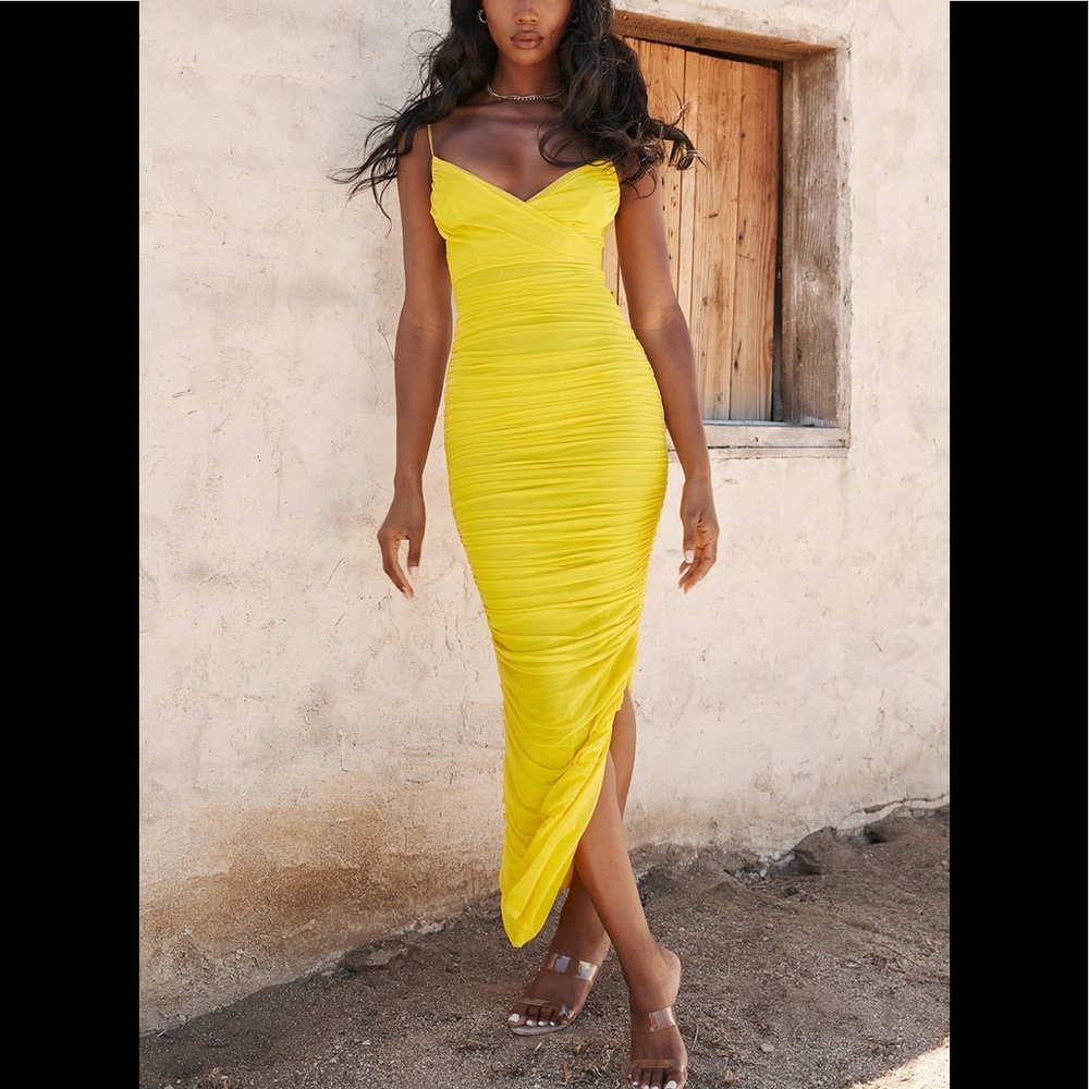 HOUSE OF CB YELLOW GOWN
